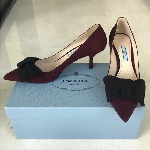 Prada Kitten Heels - Calzature Donna Suede Pumps in Granato - Picture 3 of 8